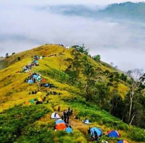 Pegunungan Ahuawali , Destinasi Baru Negeri di Atas Awan Konawe